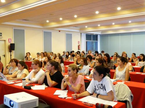 Asistentes, Canarias